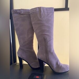 TSUBO Tiauna suede boots, 8.5